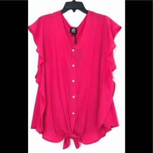 BOBEAU FLUTTER BLOUSE
